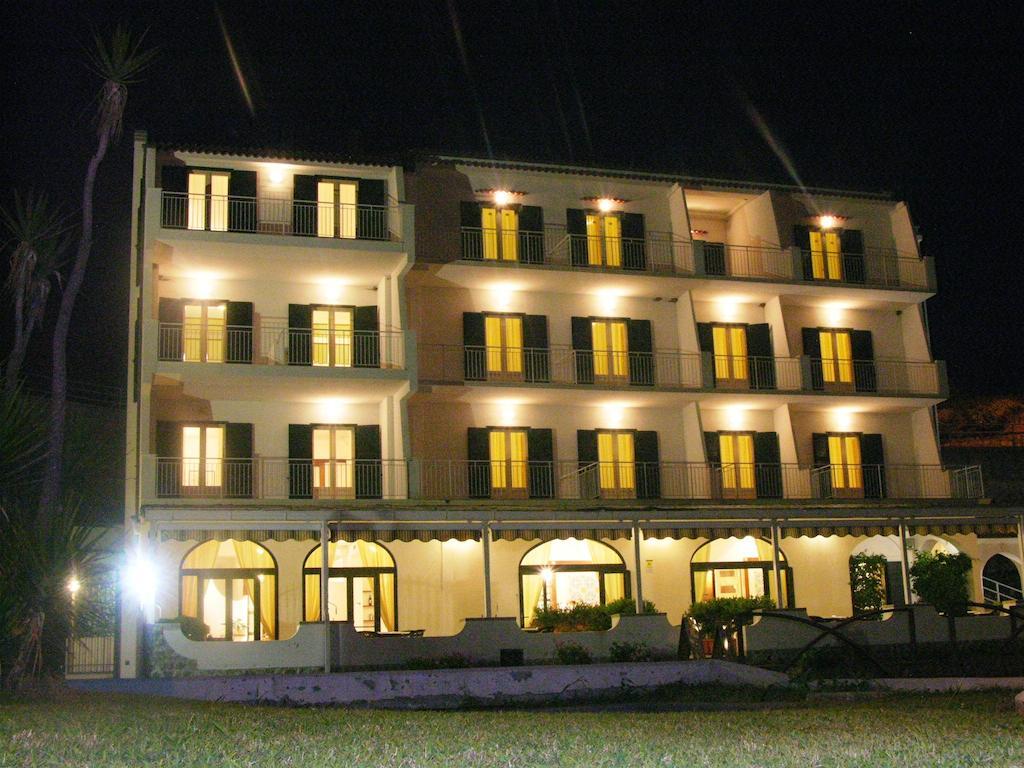 Hotel Settebello マラテーア エクステリア 写真